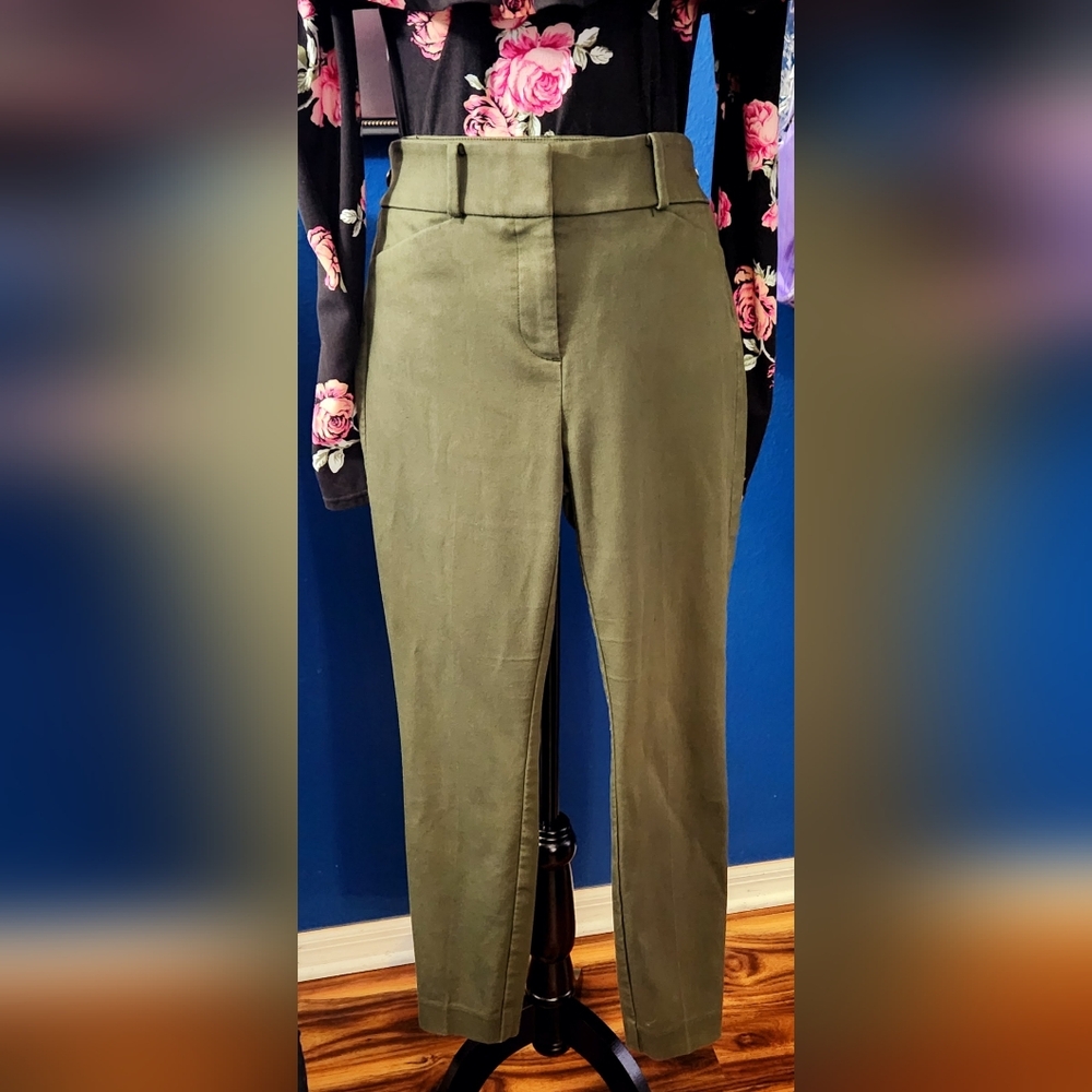 LOFT Marissa Ankle Pants in Women's Size 6P